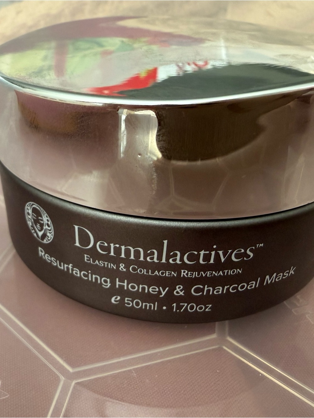 Resurfacing Honey & Charcoal Mask — Brown